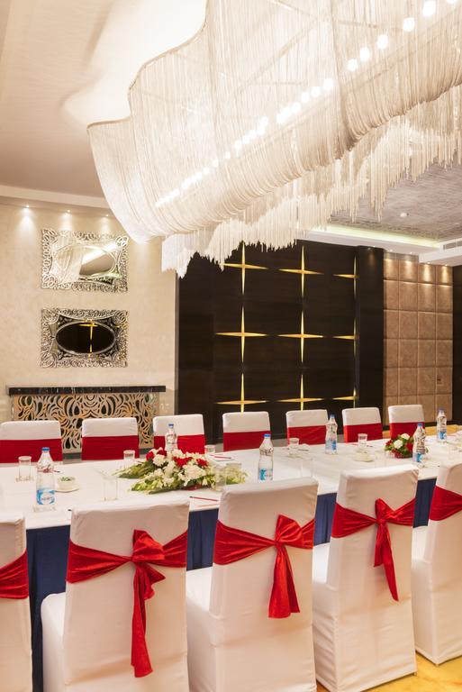 Aauris Hotel Kolkata